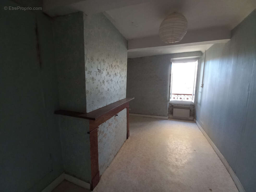 Maison à TRIE-SUR-BAISE