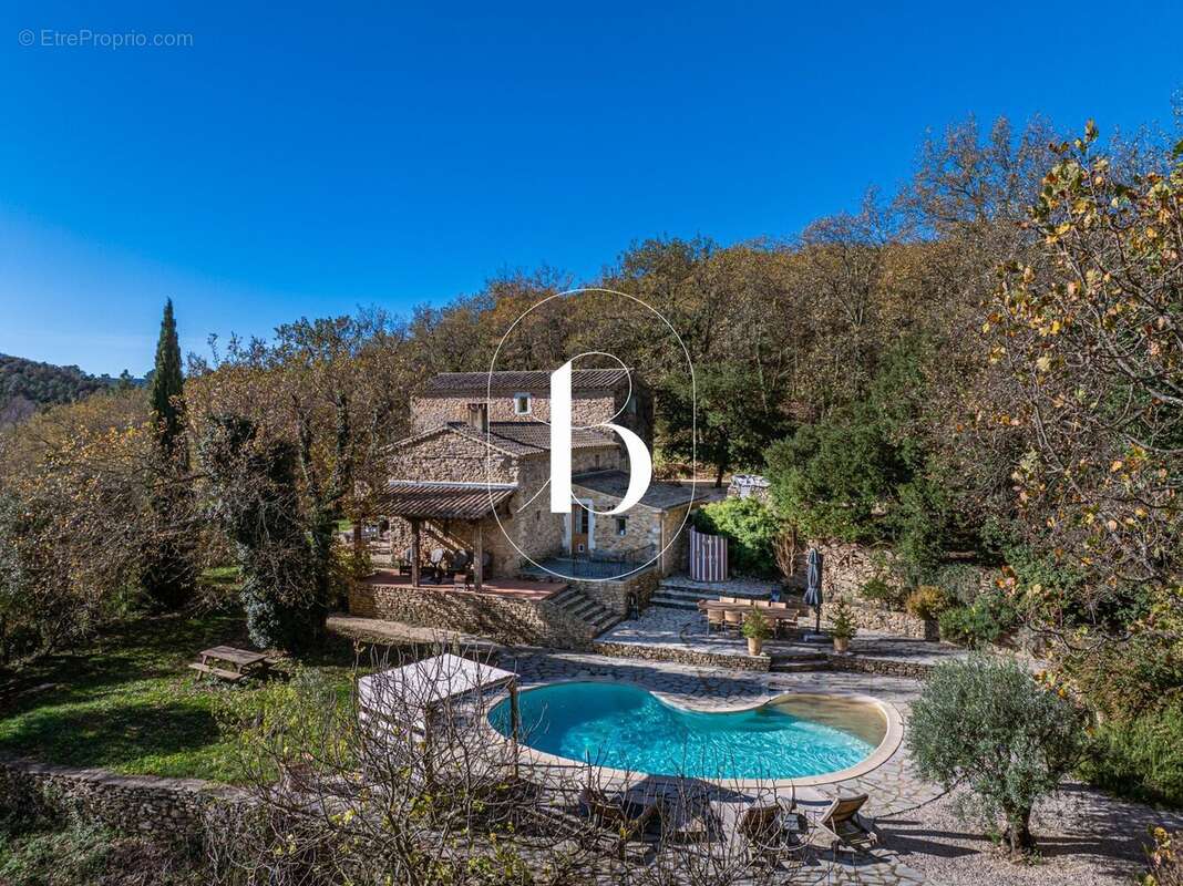 Maison à GOUDARGUES