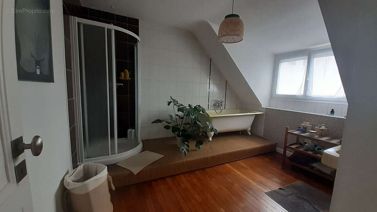 Brest ? Quatre Moulins : Élégante maison des années 30 de 150 m² habitables en parfait état - photo 3