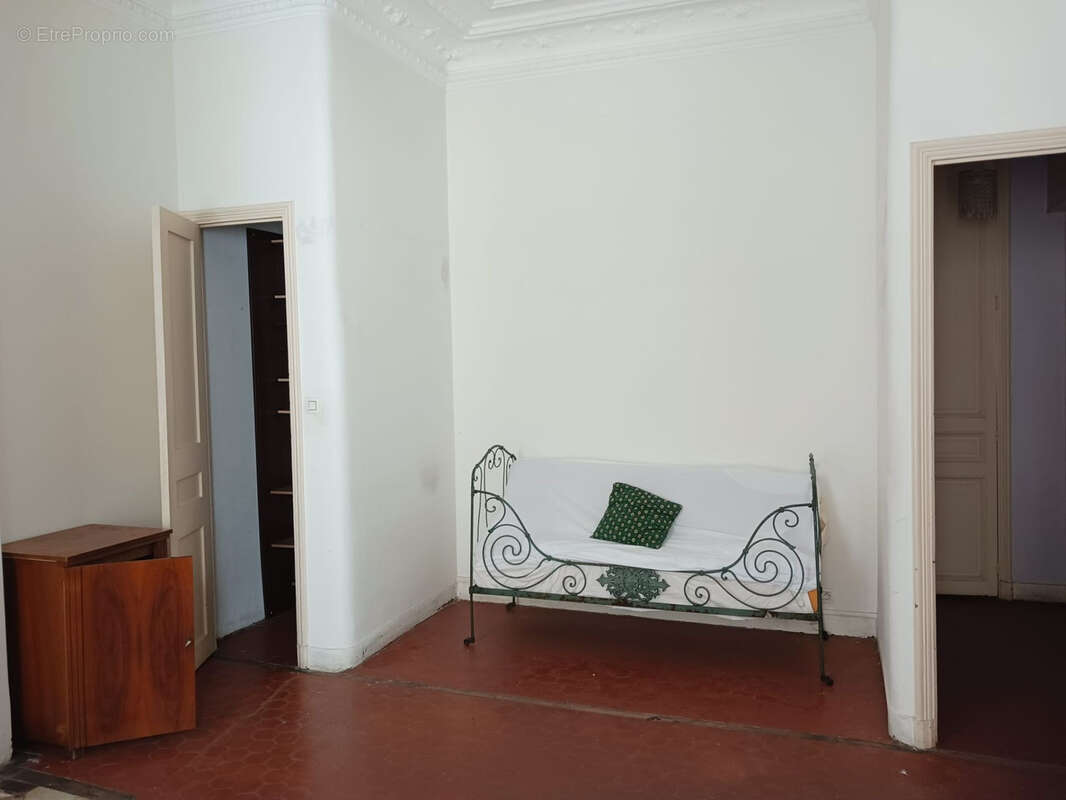 Appartement à MARSEILLE-6E