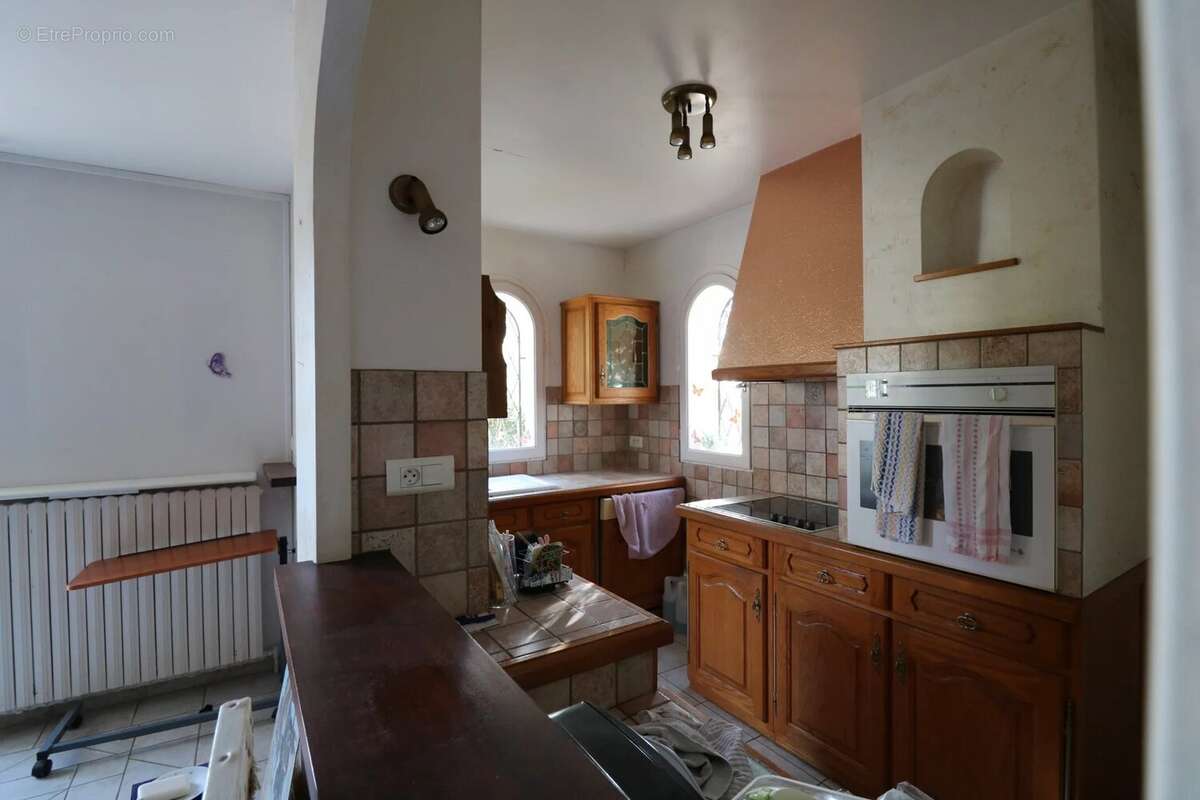 Maison à BERRE-LES-ALPES