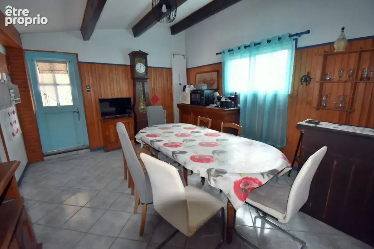 Vente Maison de Plain-Pied T5-4 avec Piscine et Garages – Peyruis (04) - photo 21
