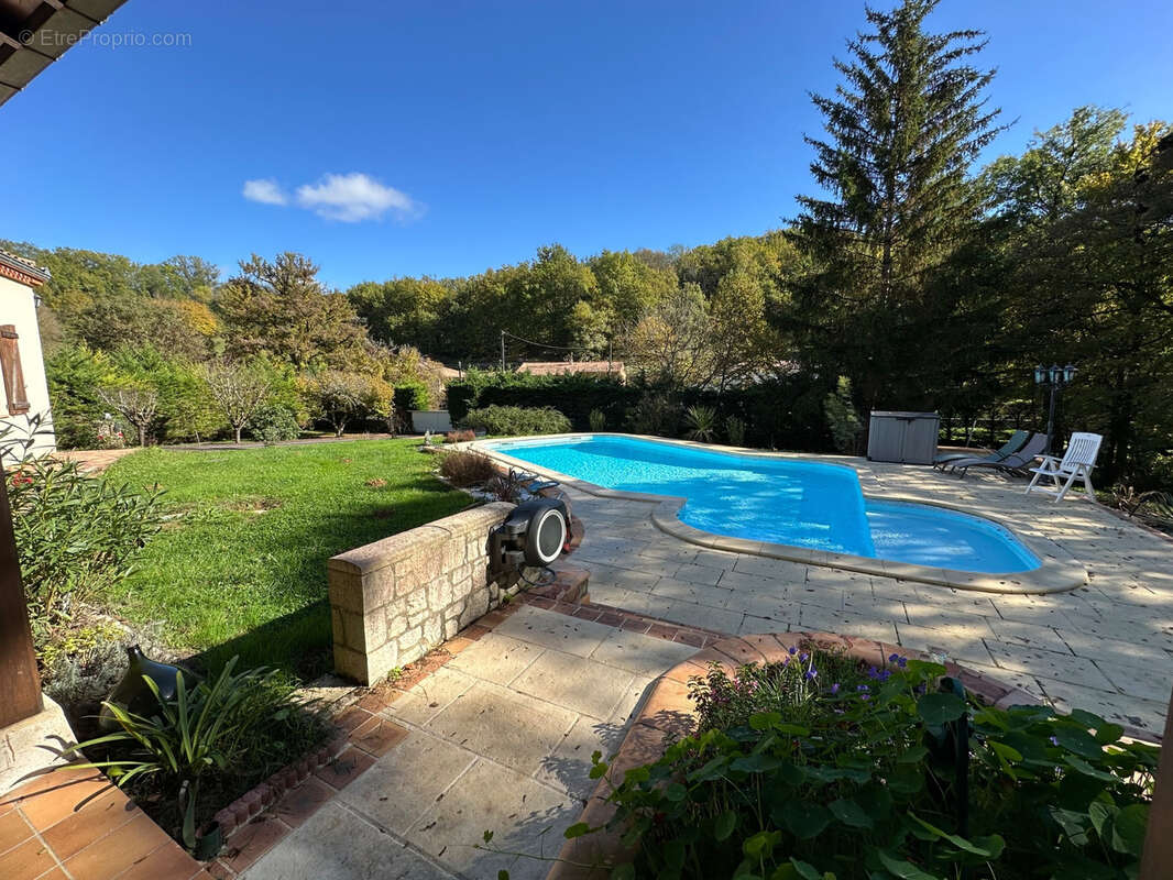 Maison à SAINT-CAPRAIS-DE-LERM