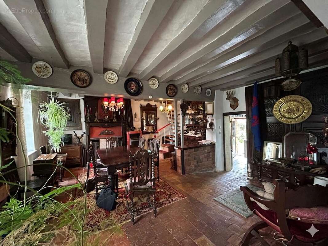 Maison à ERVAUVILLE