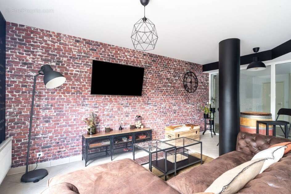 INVESTISSEMENT LOCATIF  MERIGNAC  Résidence étudiante Studéa Bordeaux Ouest - 5,34% de rentabilité - photo 9