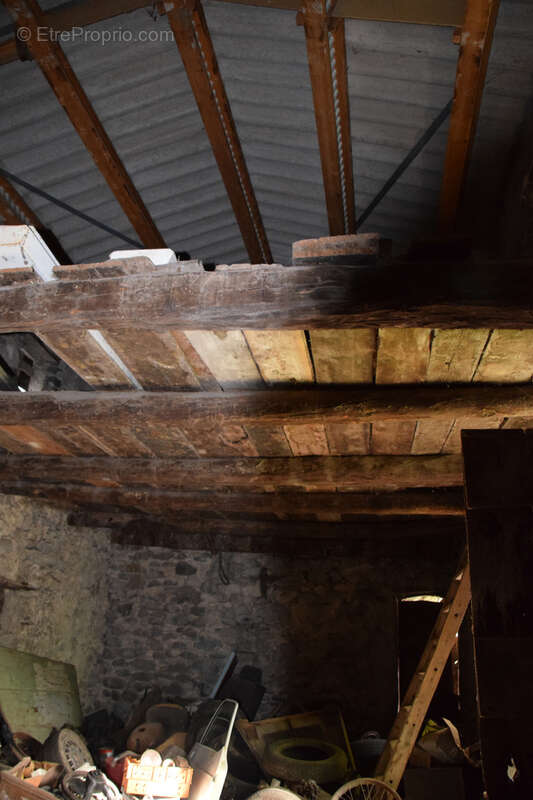 Maison à LAVILLEDIEU