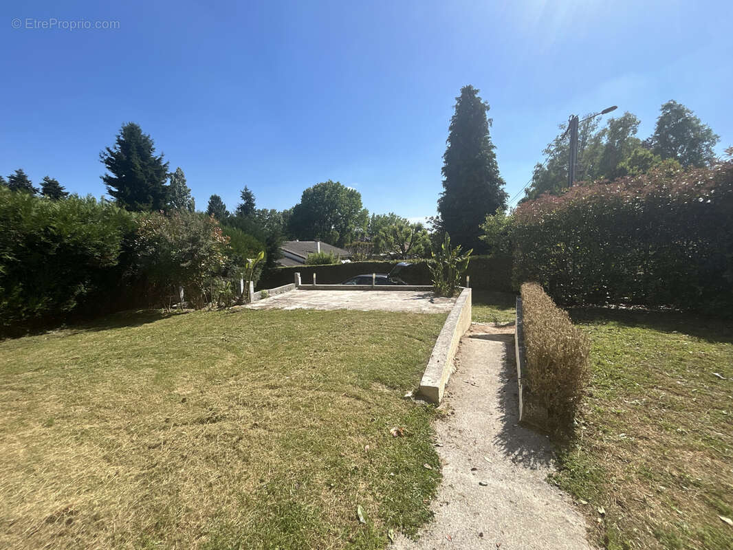 Maison à MONTEMBOEUF