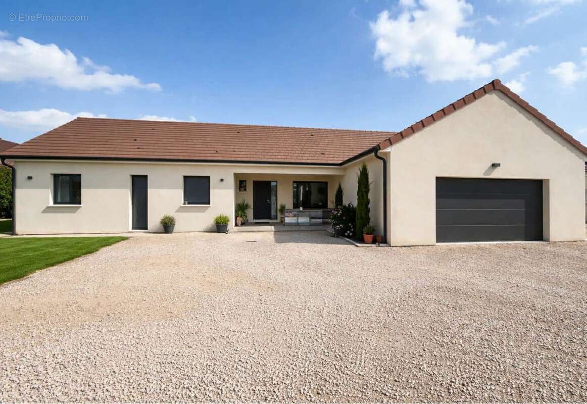 Maison à CHALON-SUR-SAONE