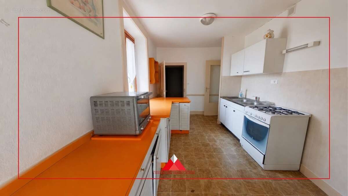Maison mitoyenne avec terrain et garage - photo 2