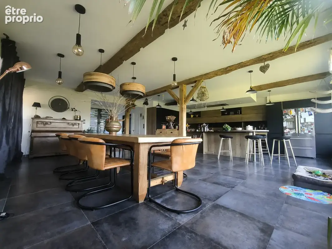 Maison en pierre de plus de 300 m2 avec vue exceptionnelle - Uzerche 19 - photo 3