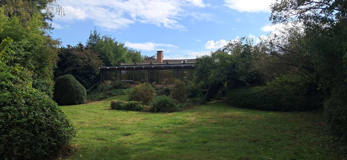 Maison à BRAY-LES-MAREUIL