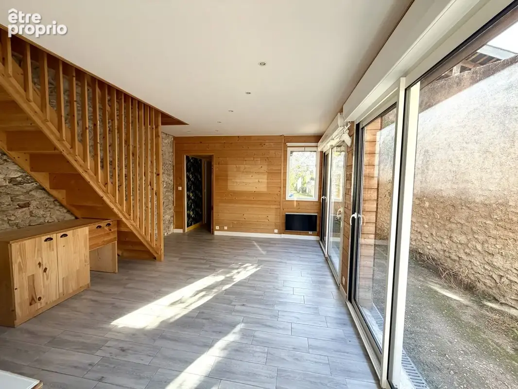 Maison 5 pièces 91 m² à vendre à Orleans (45000) - photo 2