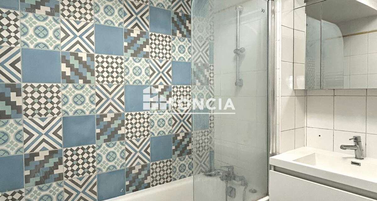 Appartement à SAINT-DENIS
