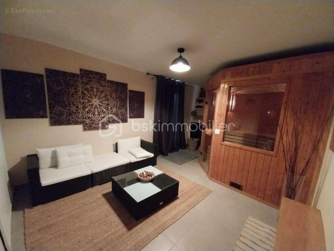 Maison à CHAMPS-SUR-MARNE