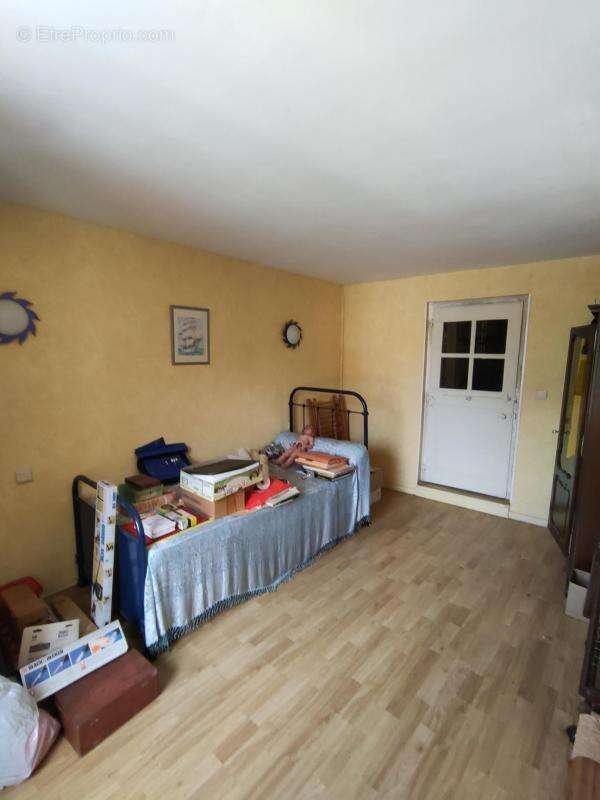 Maison de caractere avec garage - photo 9