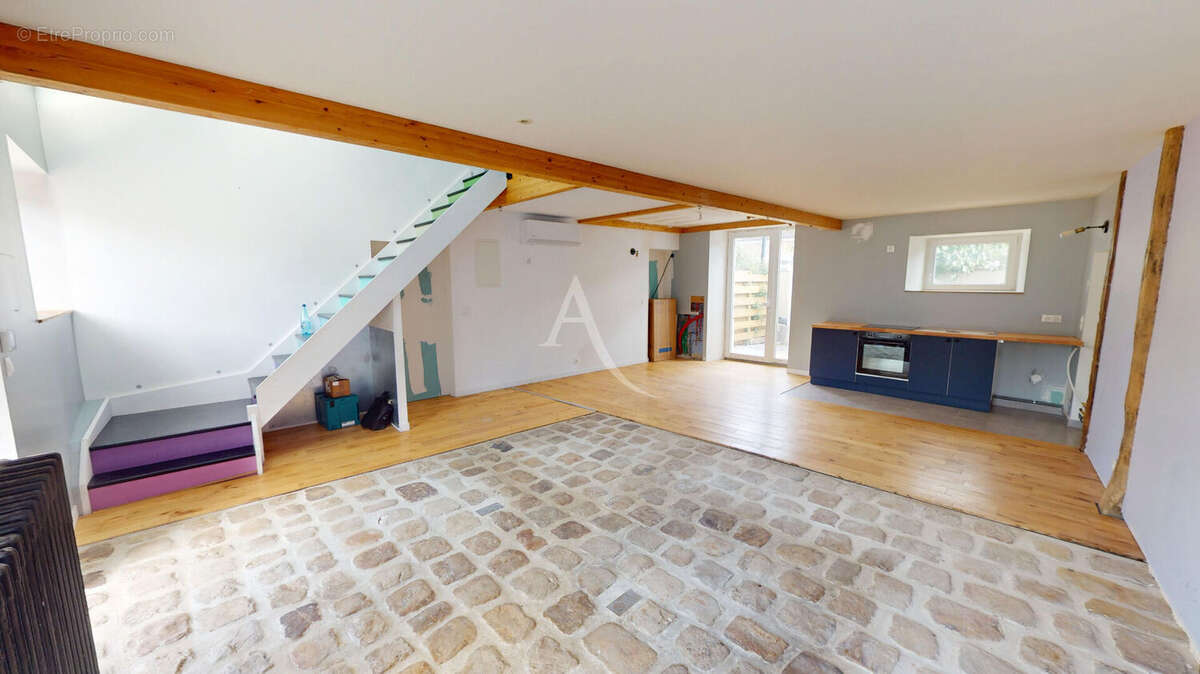 Maison à LE CHATELET-EN-BRIE