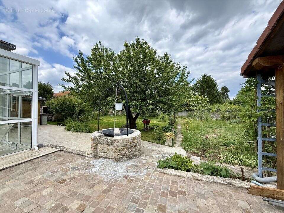 Maison à COMBS-LA-VILLE
