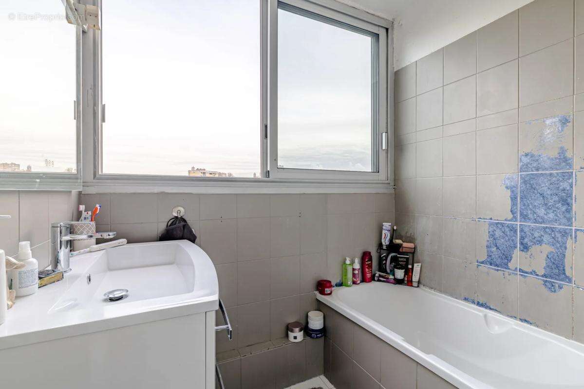 Appartement à SAVIGNY-SUR-ORGE