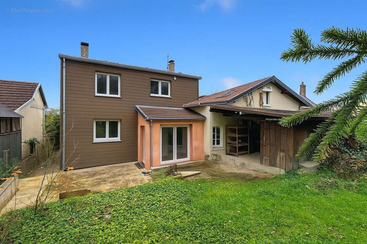 Maison à FROTEY-LES-VESOUL