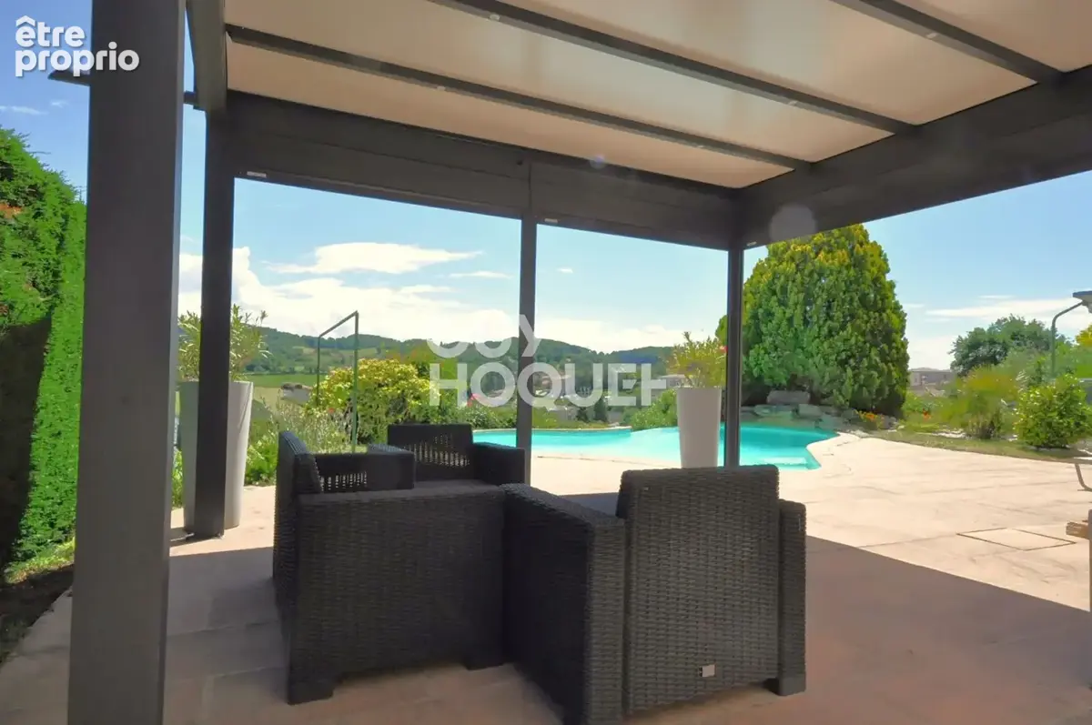 Photo Maison à Saint-Martin-En-Haut au prix de 630 000€