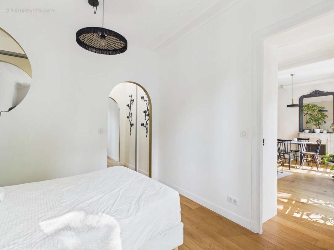 Appartement à PARIS-18E
