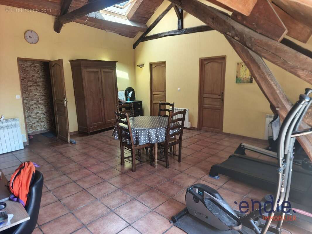 Maison a vendre 8 pieces (167 m²) à cosne d'allier - photo 11