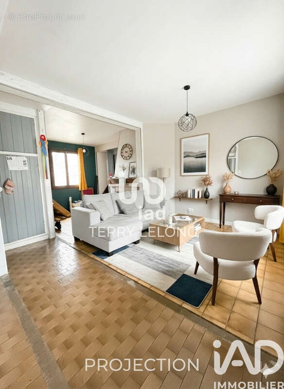 Maison 137 m² à Tully  - photo 4