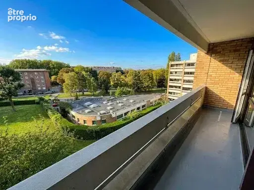 Lille – Appartement T4 DE 98 M² avec balcon et parking - photo 2