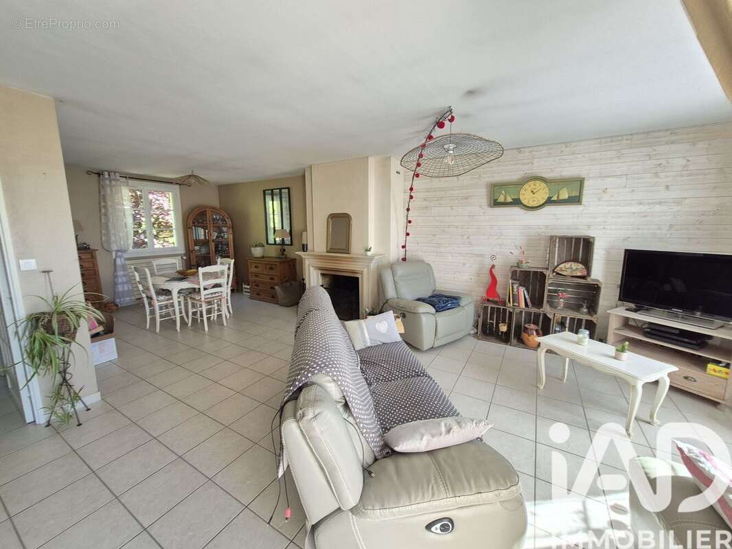 Photo 3 - Maison à SALIGNY