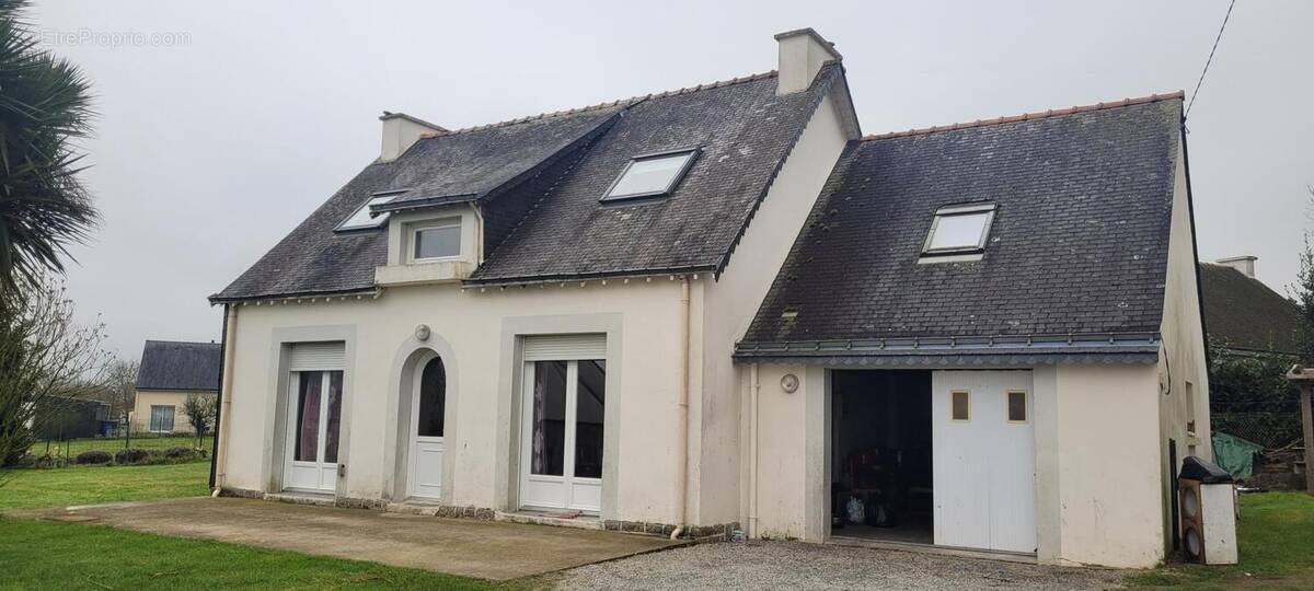 Photo 1 - Maison à LOCMINE