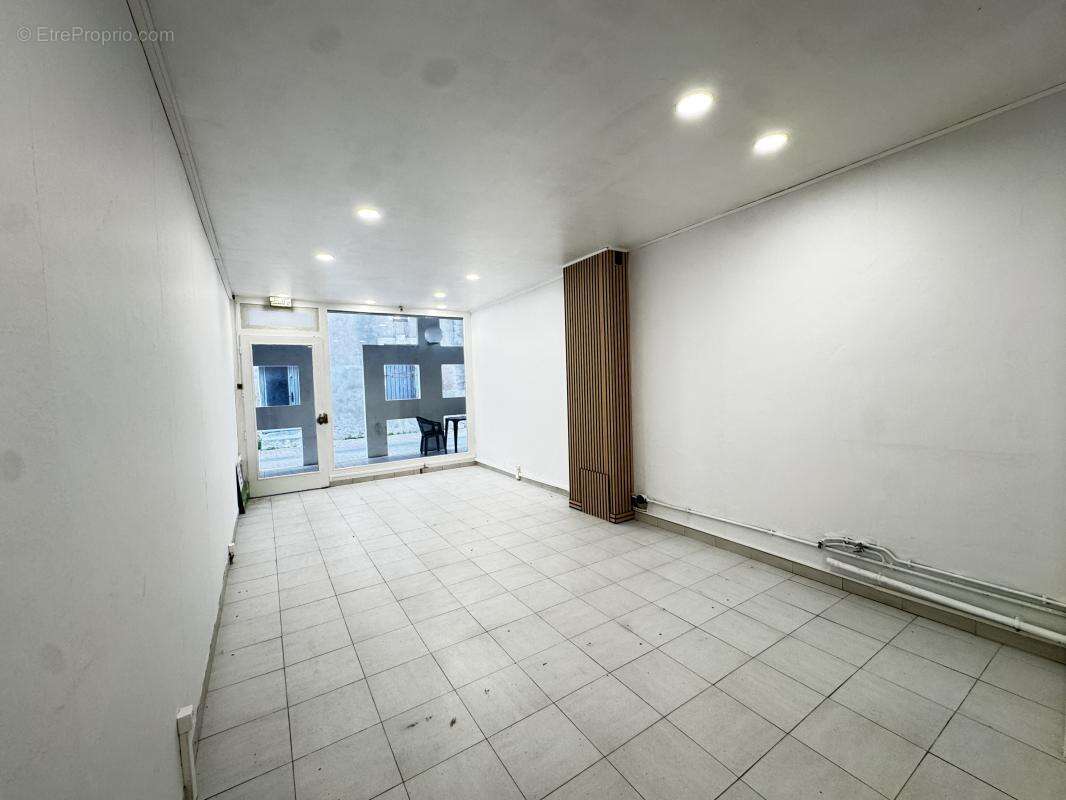 Commerce à BALARUC-LES-BAINS