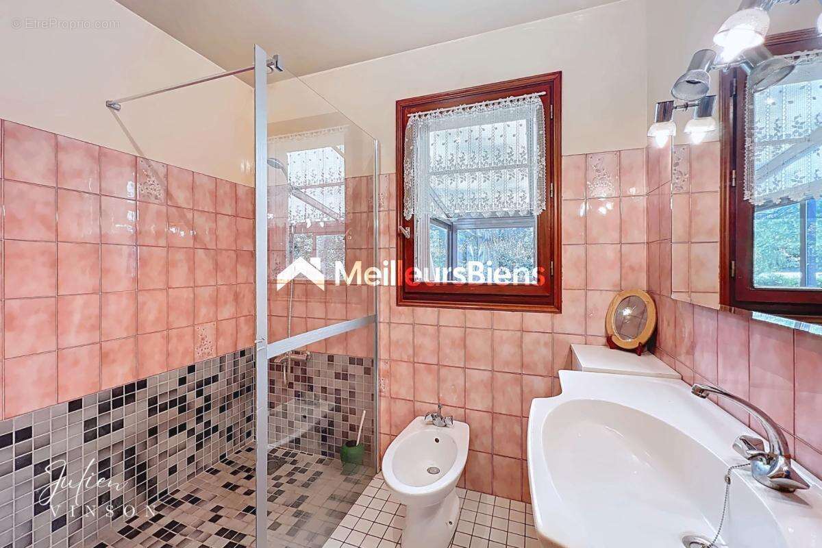 Maison à LE VIEUX-MARCHE