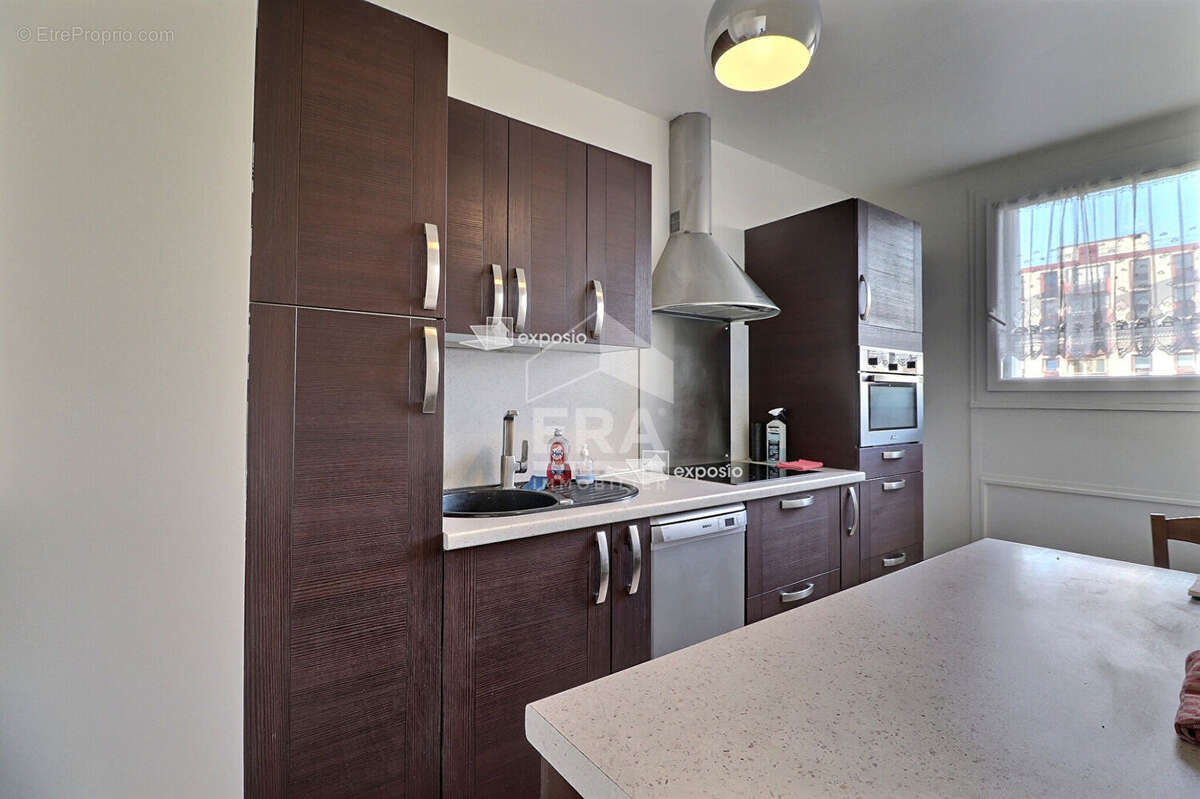 Appartement à SAINT-DENIS