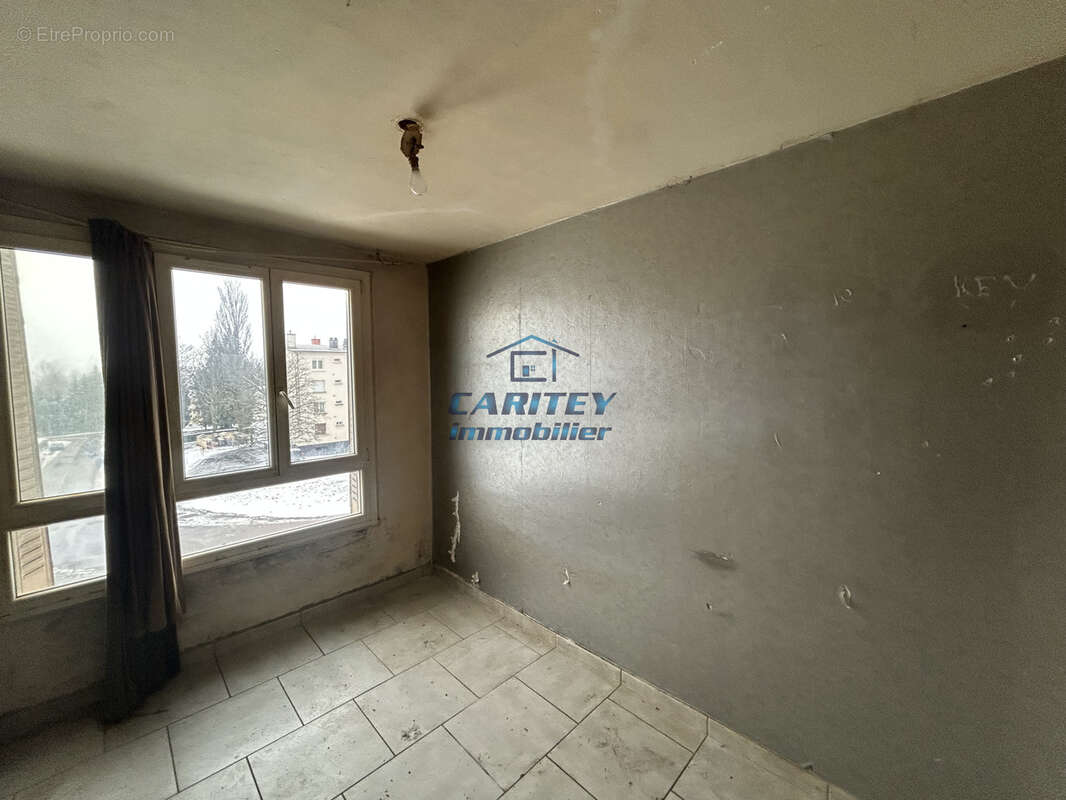 Appartement à LUXEUIL-LES-BAINS