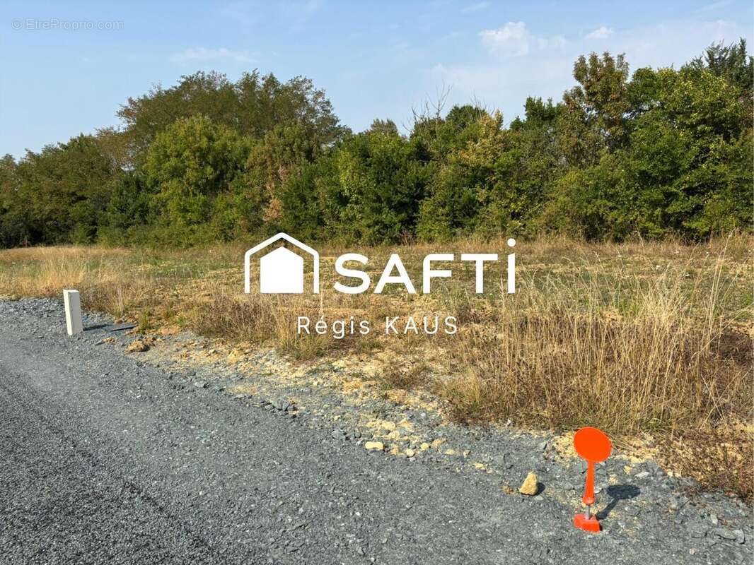 Photo 6 - Terrain à SAINTE-HERMINE