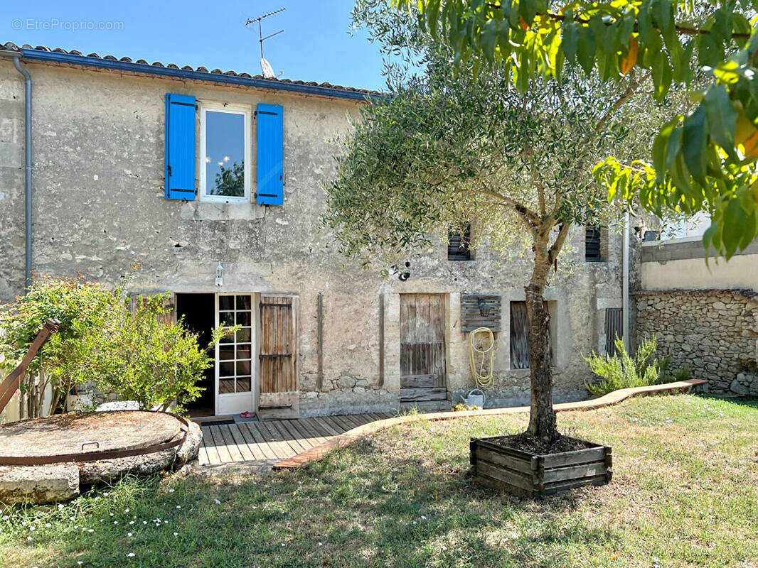 Maison à MONSEGUR