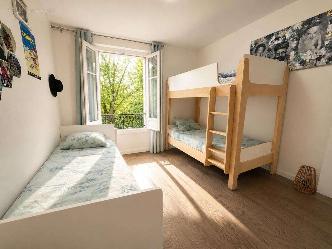 Appartement à PARIS-19E