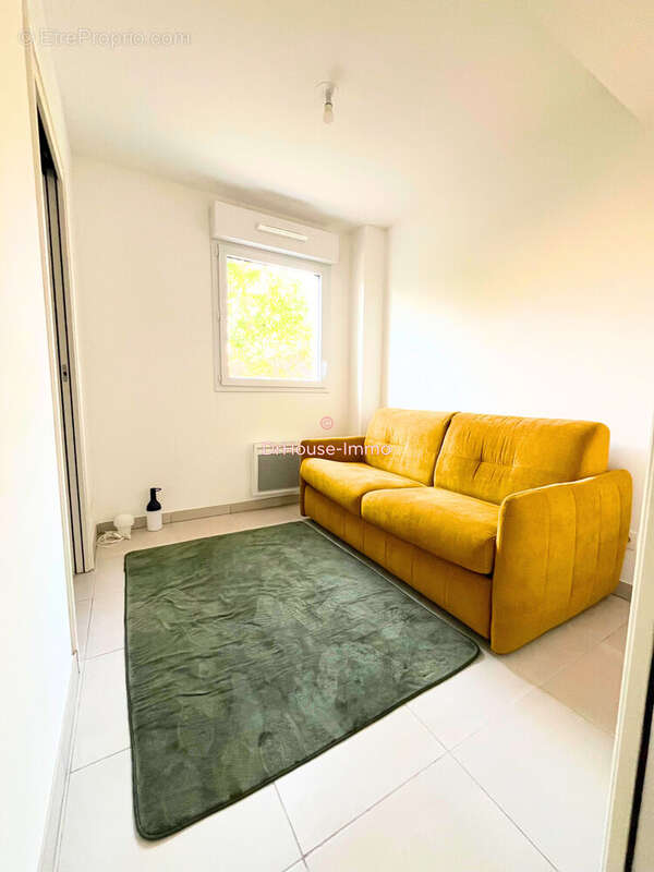 Appartement à SAINT-CYR-SUR-MER