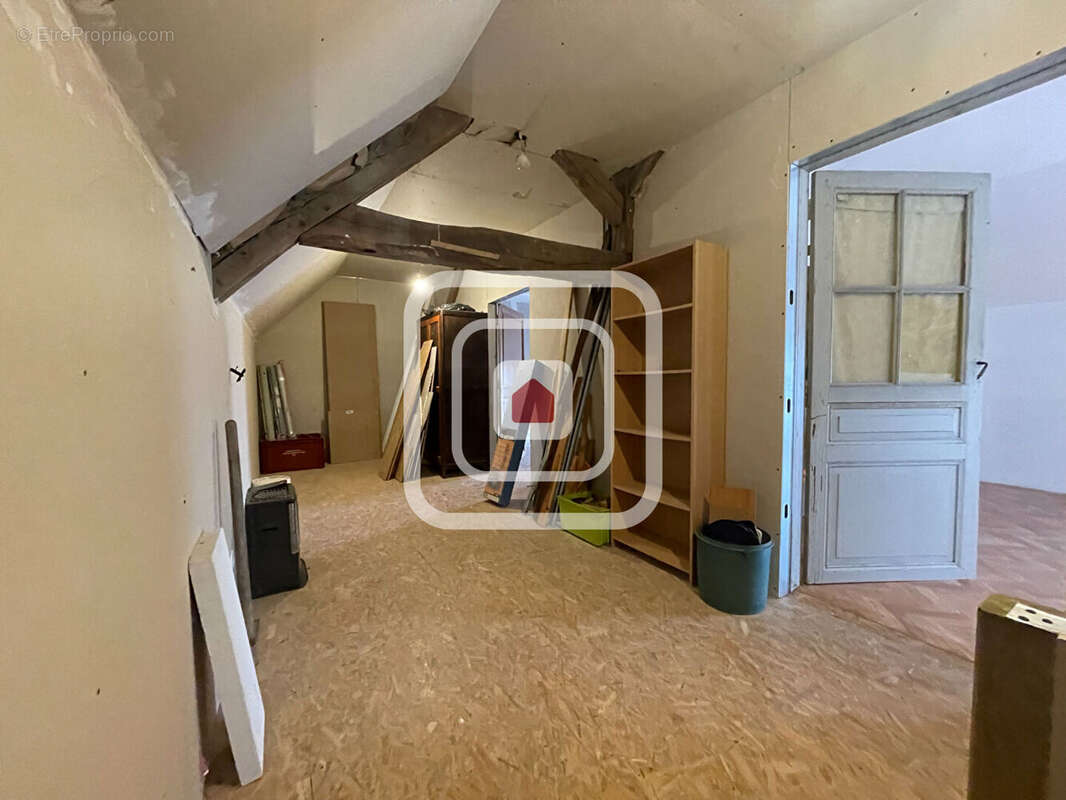 Maison à SIGNY-L'ABBAYE