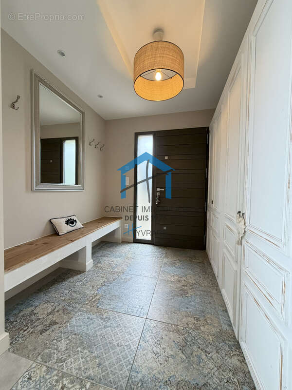 Saint-chamond   secteur prisé de chavanne villa de 175 m2 avec piscine - photo 6