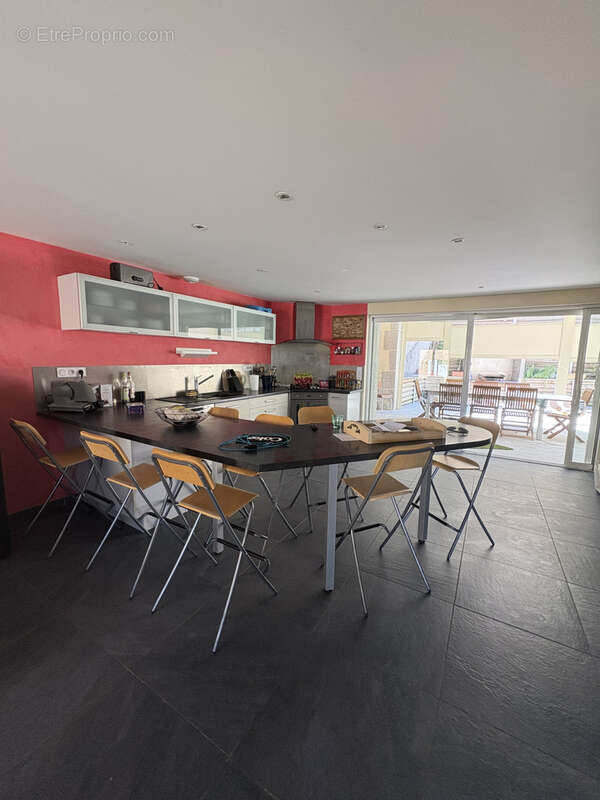 Maison 105 m² à Corent  - photo 10