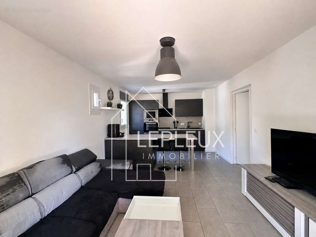 Appartement à PEYMEINADE