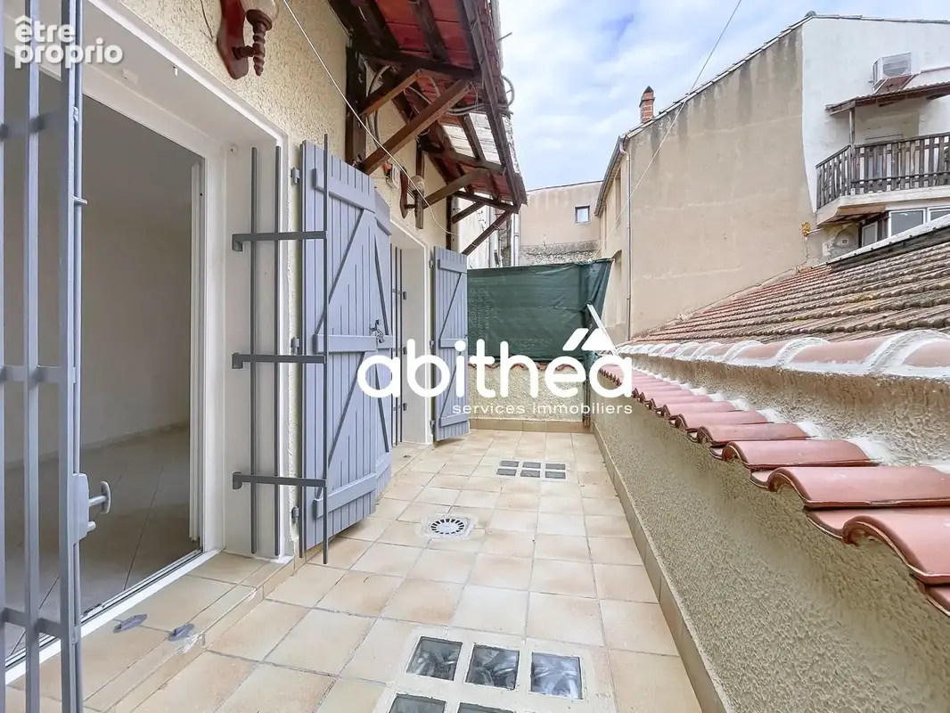 Maison de ville agencé type immeuble  r+2 - garage et terrasse - centre ville de beziers - photo 2