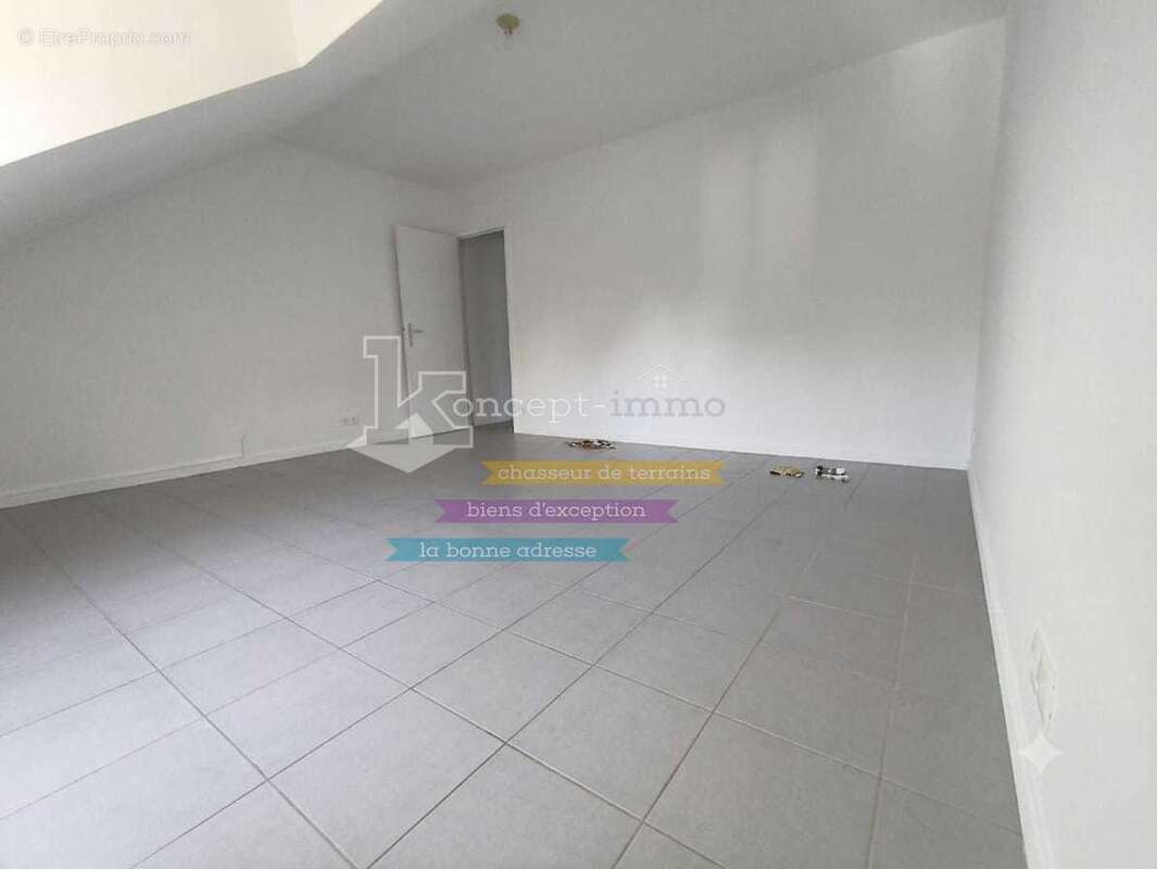 Appartement 60 m² à Breuil-Le-Vert  - photo 4