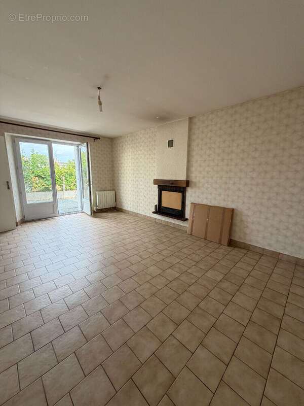 Maison La Chapelle Du Genêt , 3 chambres , garage, jardin - photo 3