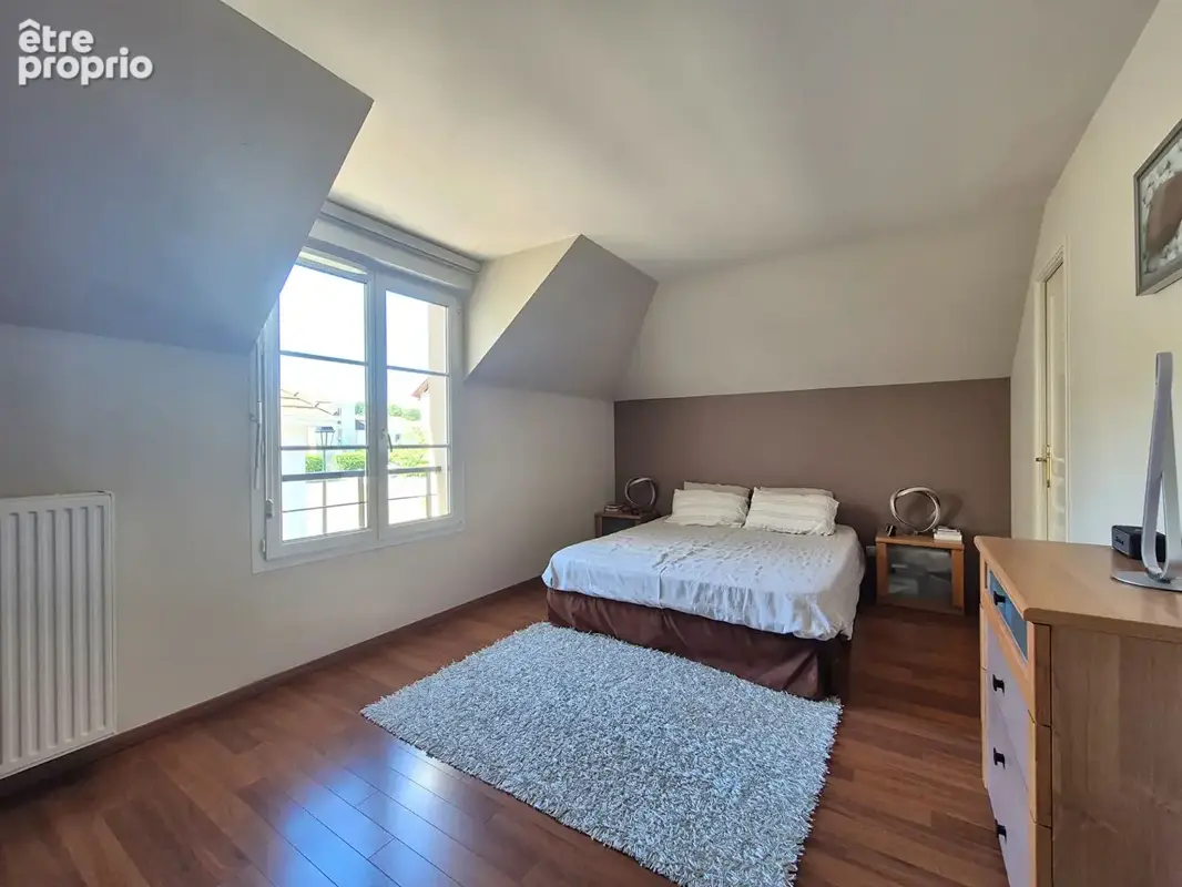 Maison Montigny Le Bretonneux 6 pièce(s) 136 m2 - photo 6
