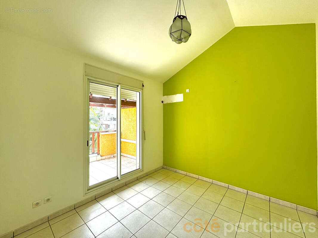 Appartement à L'ETANG-SALE
