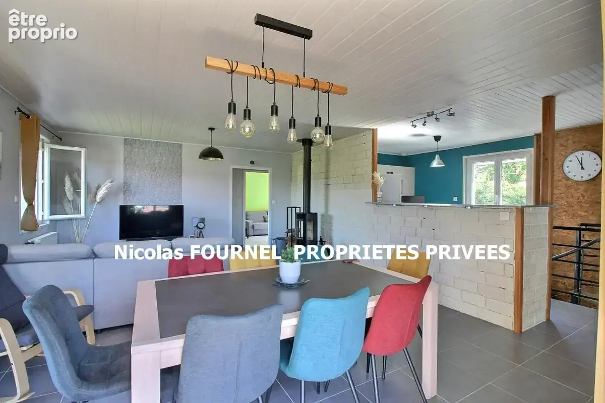 Riotord 43220 villa élevée sur sous-sol complet entièrement rénovée entre 2019 et 2026 70,47 m² habitables 2 chambres sur 1475m² - photo 3
