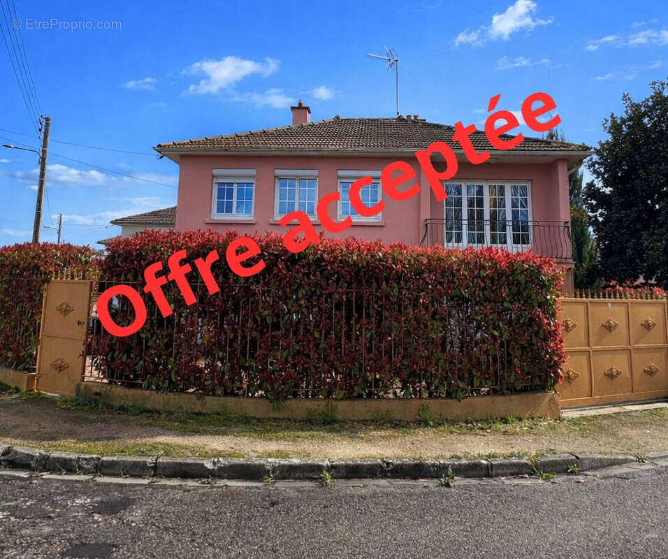 Maison à CHATENOY-LE-ROYAL
