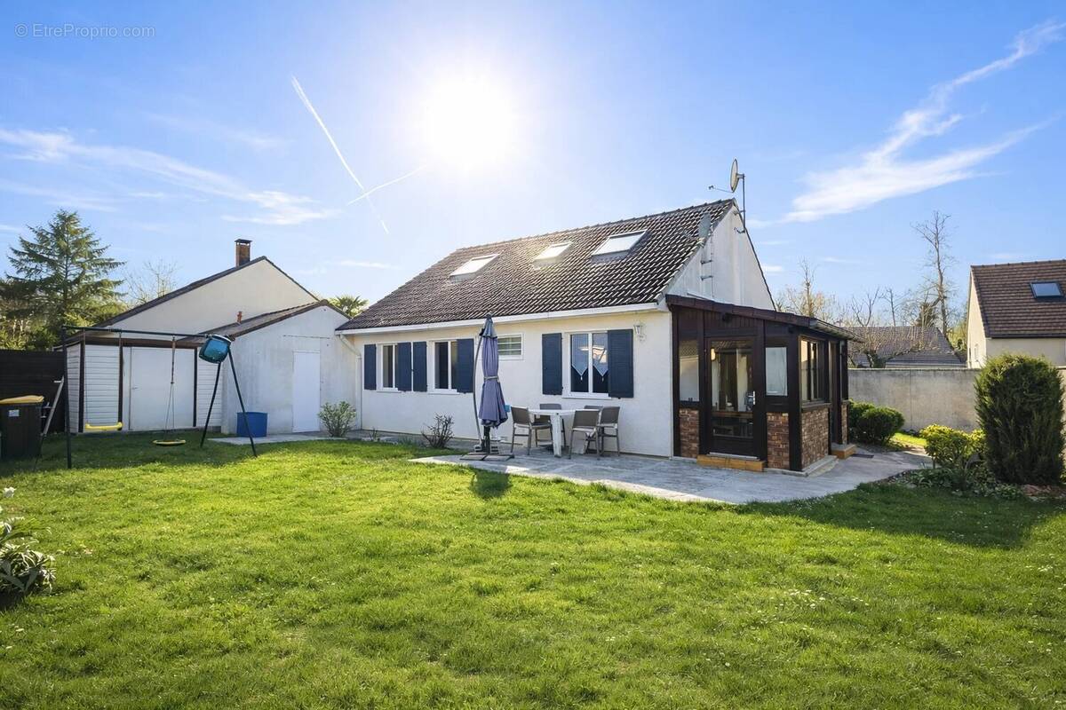 Maison à TOURNAN-EN-BRIE